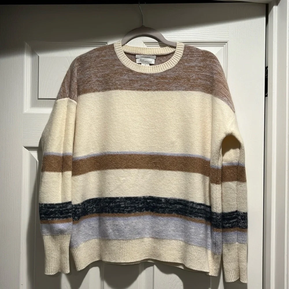 Nordstrom Signature Cashmere Crew Neck Sweater Size Large. - Picture 1 of 6